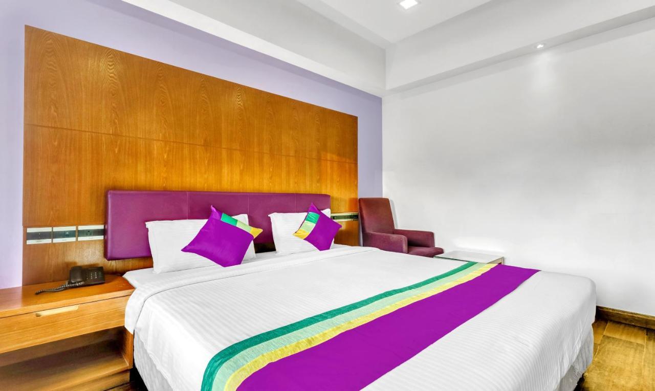 Medora Hotel Kozhikode Exterior foto